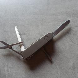 VICTORINOX Fielmaster Titane