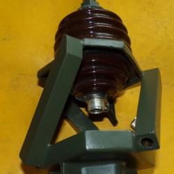 RADIO : EMBASE POUR ANTENNE MP-68 POUR RC-292 A FIXER SUR UN POTEAU A COTE D'UN VEHICULE OU DANS UN