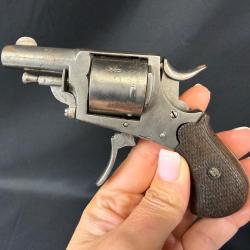 BULLDOG FABRICATION ALLEMANDE cal. 320 num&eacute;ro de s&eacute;rie E96