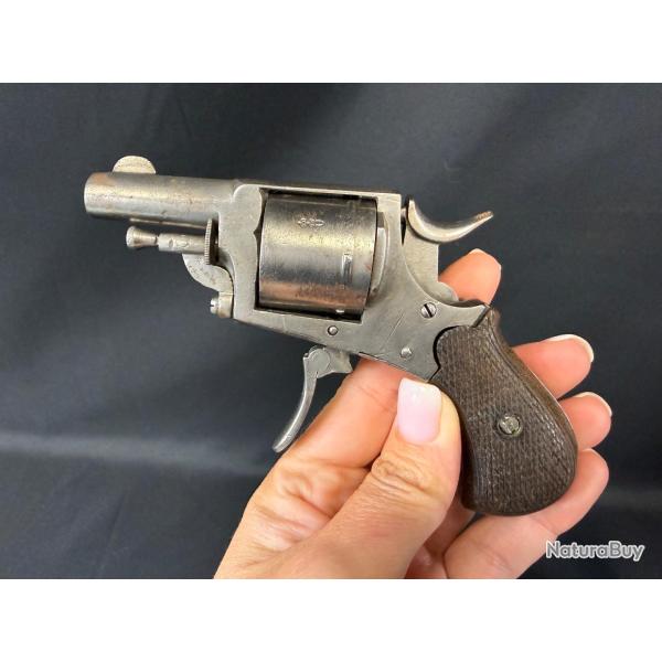 BULLDOG FABRICATION ALLEMANDE cal. 320 num�ro de s�rie E96