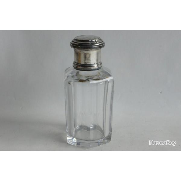 BACCARAT Flacon � parfum cristal et argent