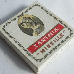 Boite &agrave; cigarettes carton Ed. Laurens Xanthia Mireille