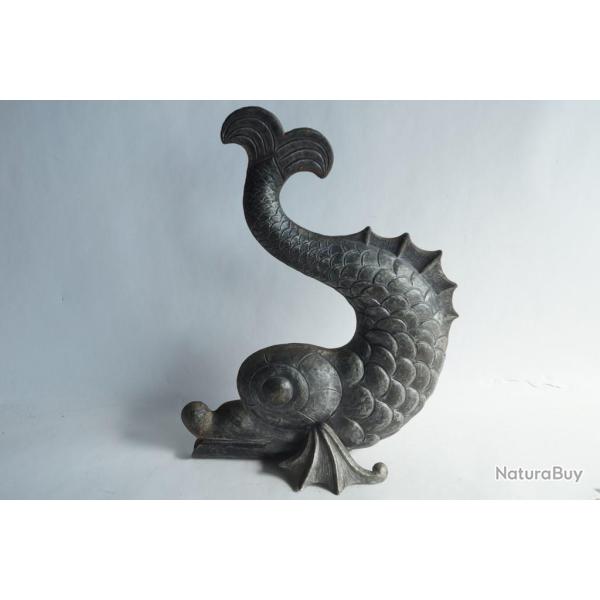 Dauphin zinc repouss�