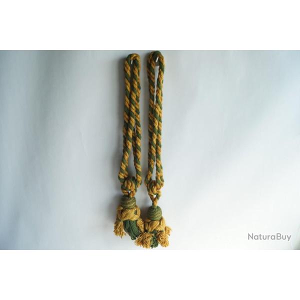 Paire d'Embrasses de rideau � pompons vert jaune Passementerie