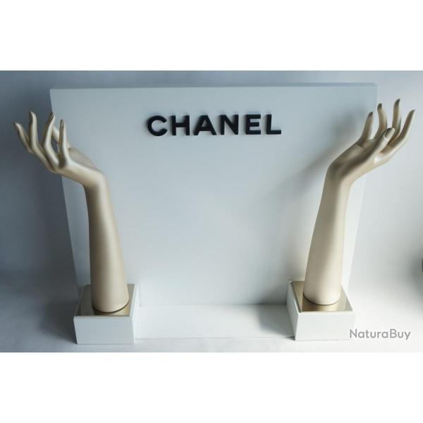 CHANEL Pr�sentoirs pour bijoux
