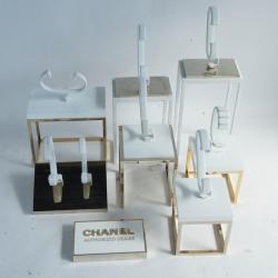 CHANEL deux pr&eacute;sentoirs pour montres horlogerie