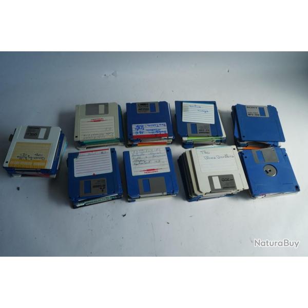 Lot 94 disquettes de jeu pour Amiga