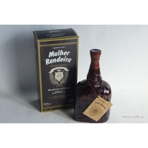 Cachaca Br�silienne Mulher Rendeira traditional 750 ml 1980