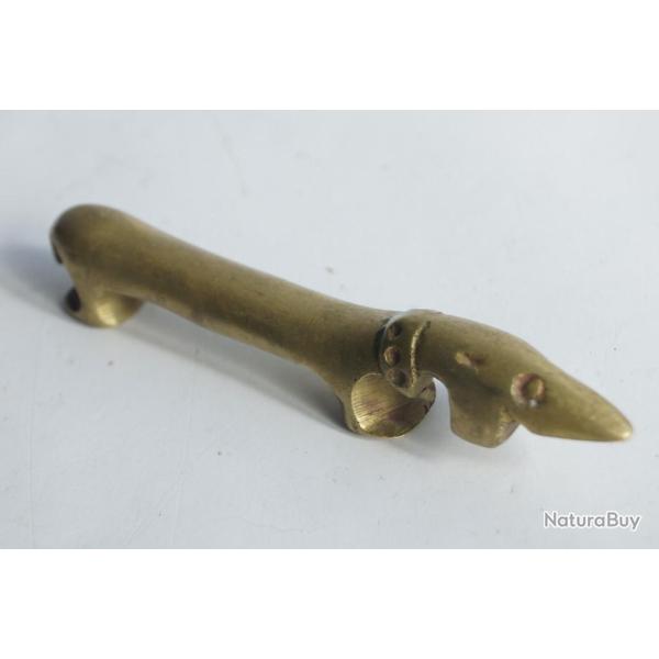 Walter BOSSE D�capsuleur Chien teckel Bronze Viennois