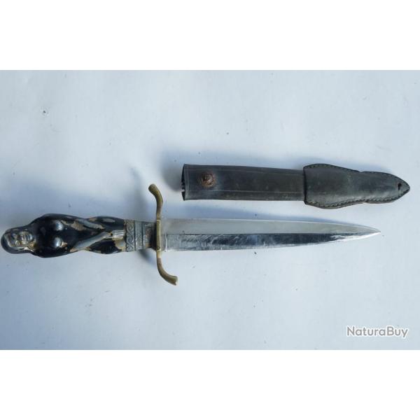 Ancienne Dague Couteau de chasse Femme nue