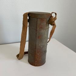 Bo&icirc;te pour masque &agrave; gaz fran&ccedil;ais WW2