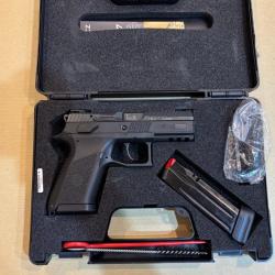 Pistolet CZ P07 Cal. 9 para Mod&egrave;le de d&eacute;mo