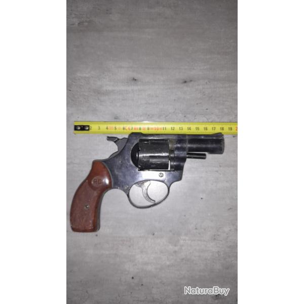 REVOLVER D'ALARME ROHM RG 79 CALIBRE 9mm RK Ann�e 1975