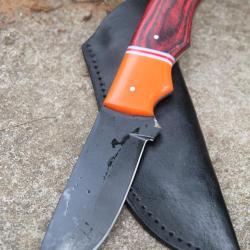 Couteau de Chasse Skinner Lame Drop Point Acier Carbone 1055 Blk Manche Bois/R&eacute;sine Etui Artisan 01