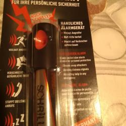 ARME  A ULTRASONS   ANTI AGRESSIONS  110 DECIBELS ENVOES