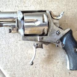 Revolver dit &laquo; THE LINCOLN &raquo; Bull Dog 320 &agrave; poudre noire.