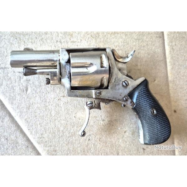 Revolver dit � THE LINCOLN � Bull Dog 320 � poudre noire.
