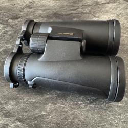 Jumelles compactes &eacute;tanches 10x42 neuves. Frais de port offerts.