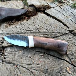 Tr&egrave;s joli petit Couteau d'artisan