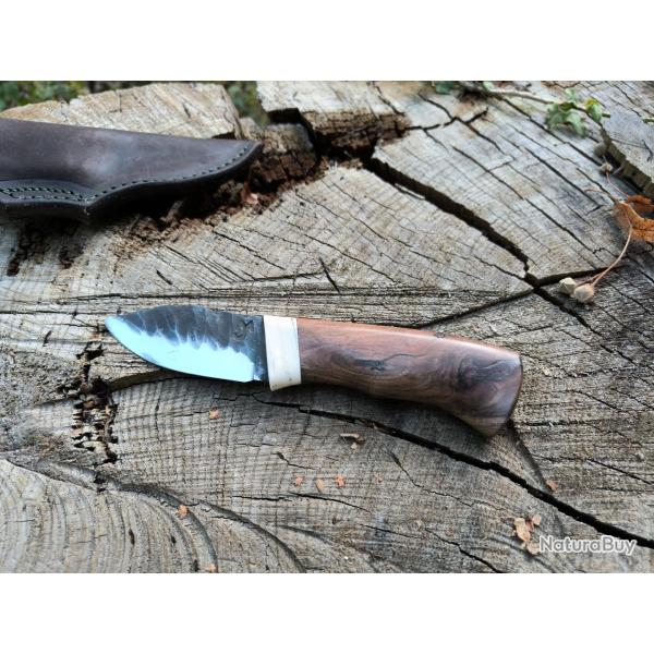 Tr�s joli petit Couteau d'artisan