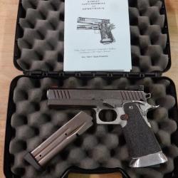 PISTOLET STI 2011 EDGE 40 CAL 40 S&W + MALLETTE + 2 CHARGEURS ET NOTICE OCCASION BON ETAT