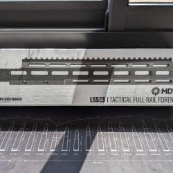 Tactical full rail forend MDT FDE