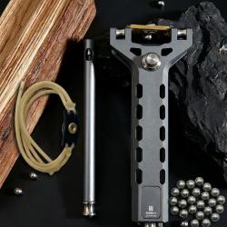 Lance-pierre composite et m&eacute;tal (noir)  &agrave; chargeur automatique billes 8 mm + &eacute;lastiques
