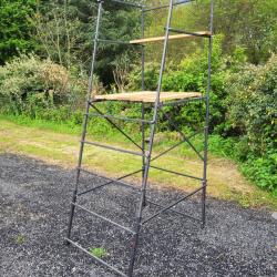 Lot de deux miradors tubes acier avec plancher Douglass &agrave; 2m00