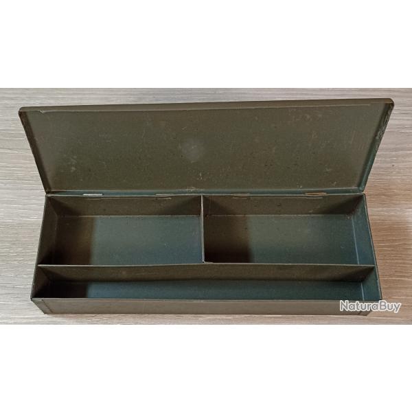 Bo�te Allemande pour pi�ces de rechange de MG34/MG42 ww2