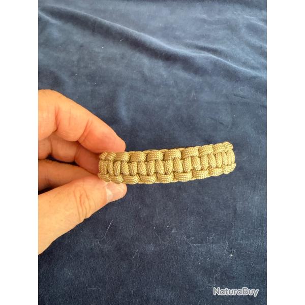 Bracelet paracord survie