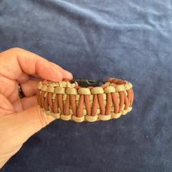 Paracord bracelet