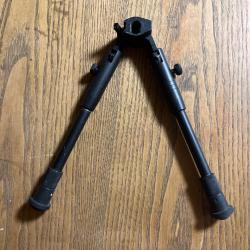 Bipied airsoft universel r&eacute;glable &agrave; fixation sur canon