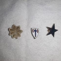 3 Insignes/broches Francisque, US