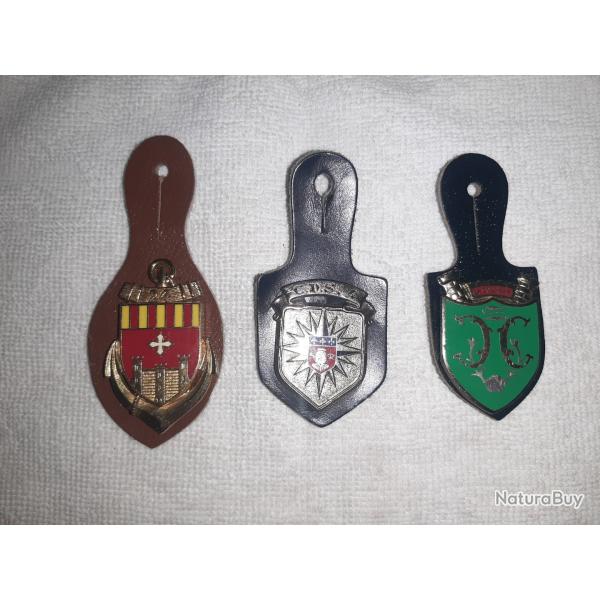 3 pucelles/insignes CDS 4, 24i�me RIMA et 35i�me Compagnie La Courtine