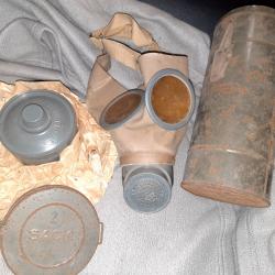 masque antigaz de type tc-38/ c 38 defense passive ( dp ) ww2 dans son &eacute;tui en m&eacute;tal complet