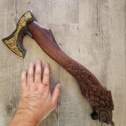HACHE VIKING LOUP, ACIER CARBONE, FORG&Eacute;E &Agrave; LA MAIN