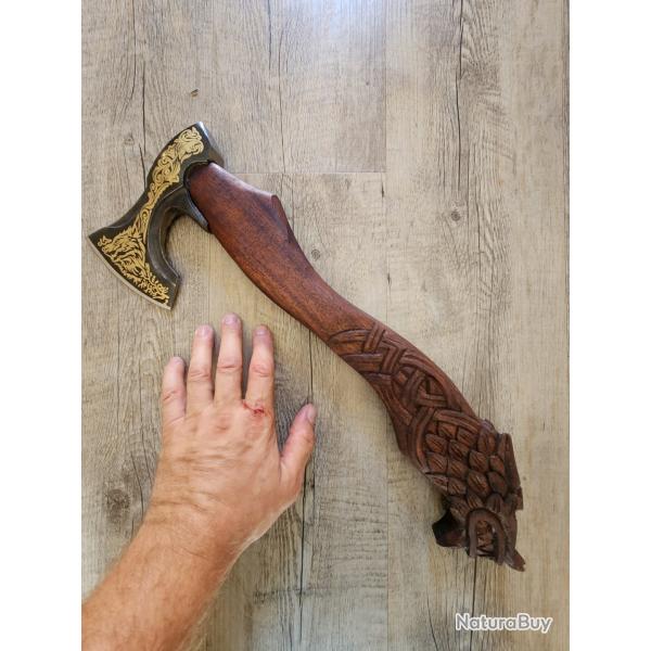 HACHE VIKING LOUP, ACIER CARBONE, FORG�E � LA MAIN