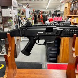 CZ Scorpion Evo 3 S1 Compact 9 mm 1 chargeur 10 cps + 2 chargeurs 30 cps