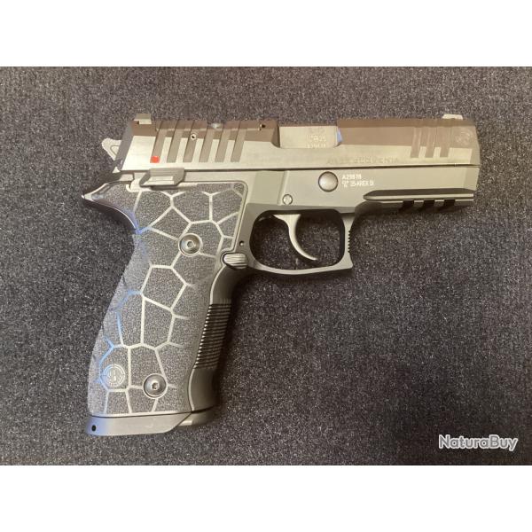 DESTOCKAGE !!! Steyr ATD compact calibre 9x19