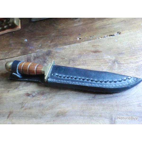 couteau poignard l�opard etui cuir