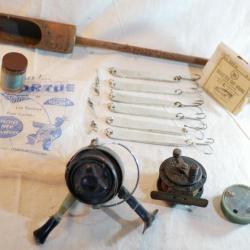 lot de p&egrave;che - en l'&eacute;tat - lot de moulinet, mouche + divers