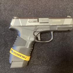 DESTOCKAGE !!! Mossberg MC2C STRIKER calibre 9x19