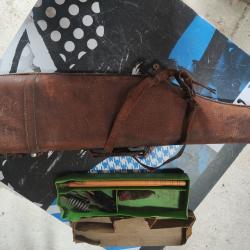 &Eacute;tui jambon en cuir ancien 1950 + kit nettoyage fusil