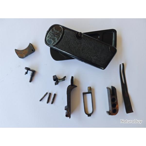 Petit lot de pi�ces pour browning 1922
