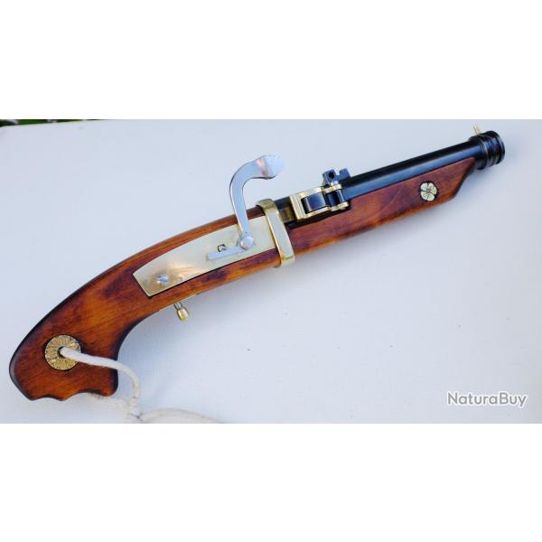 Pistolet � m�che poudre noire Tantsutsu