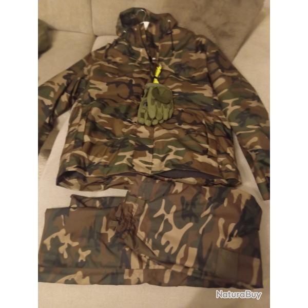 Treillis militaire