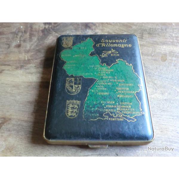 �tui � cigarettes souvenir d'allemagne berlin  WW2