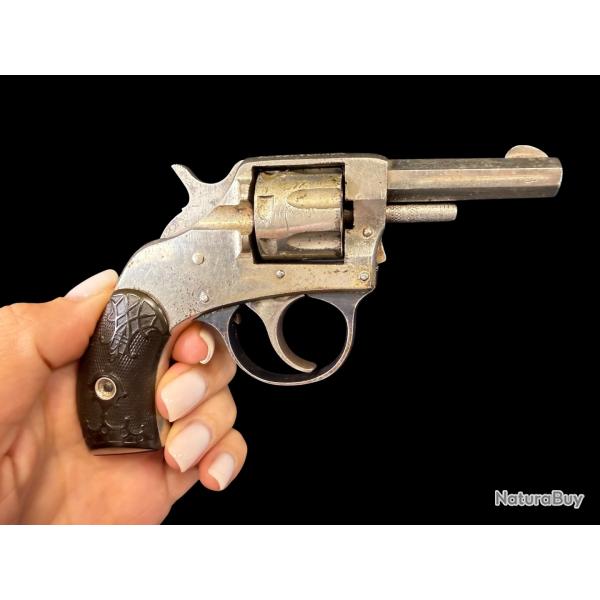 SUPERBE H&R YOUNG AMERICA cal. 22short num�ro 4180