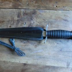 dague le couteau volant type commando &eacute;tui cuir