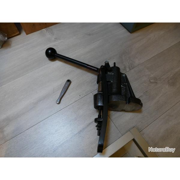 LYMAN 4500 CALIBREUSE GRAISSEUSE.